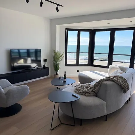 Sealevel 9, Wellness Seafront Appartement *